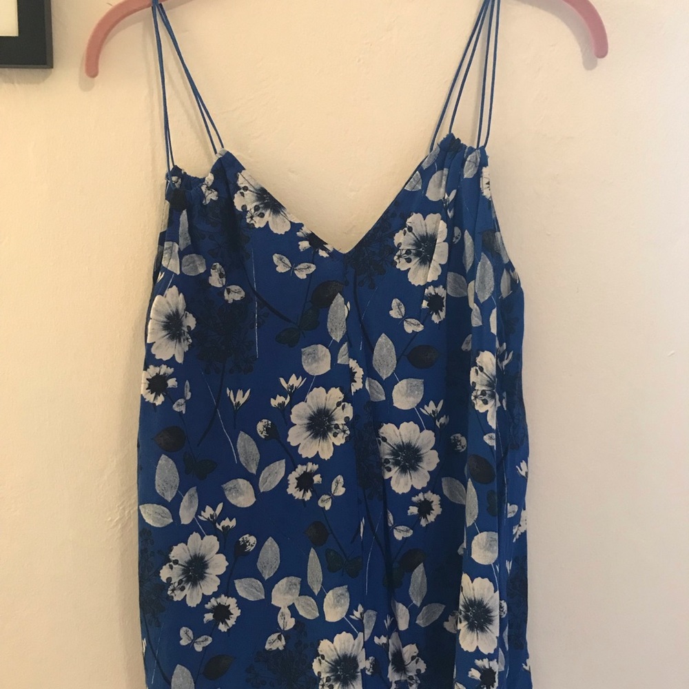 Mango Floral Tank 💙